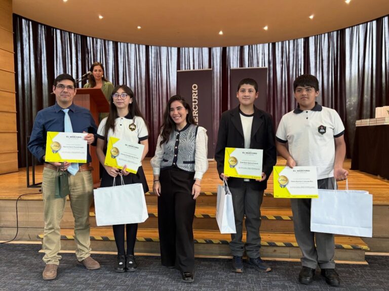 Escuela Grumete Cortez obtiene Primer Lugar Nacional en concurso “El Mercurio de los Estudiantes”
