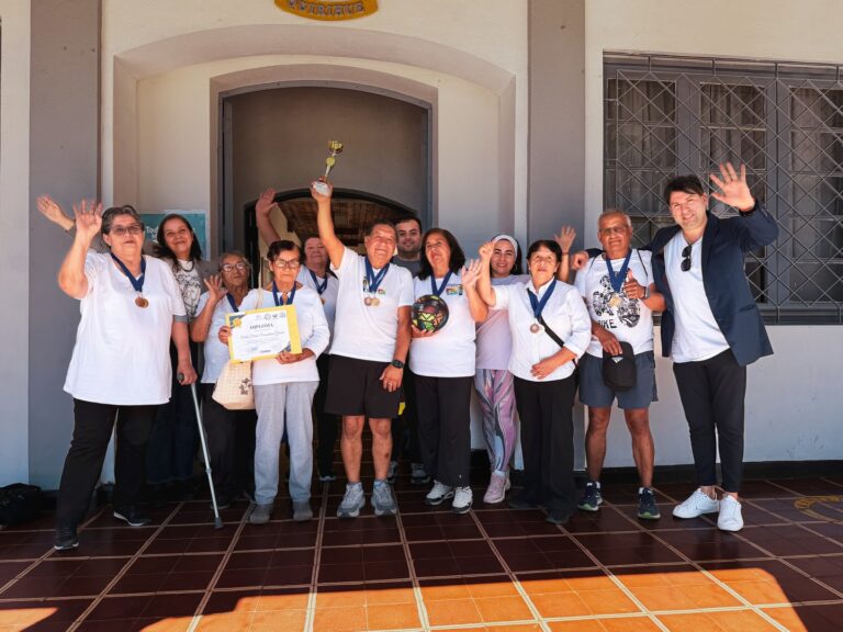¡Felicitaciones a nuestra delegación de Newcom de personas mayores!