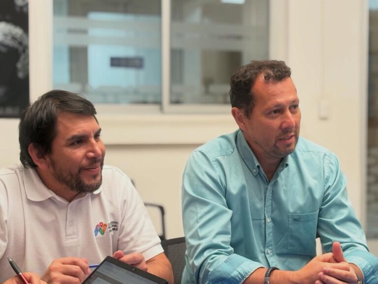 Presentación de cartera de proyectos en reunión de trabajo junto al Gobierno Regional