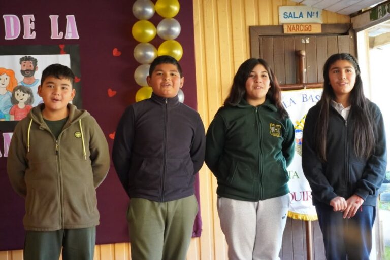 REALIZAN CELEBRACIÓN DEL DÍA DE LA FAMILIA EN ESCUELA SANTA CAROLINA
